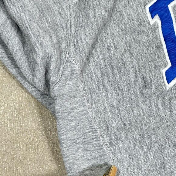 Vintage Duke Embroidered Blue Devils Sweatshirt Mens Medium Y2K Steve And Barrys - Picture 8 of 9